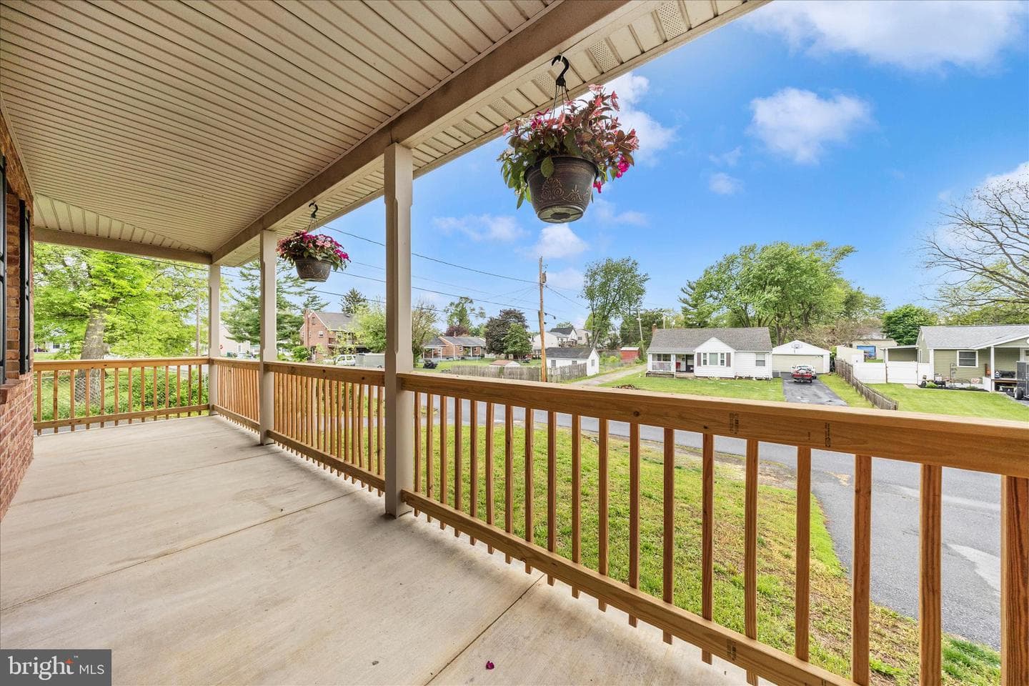 916 Harwood Road photo 43