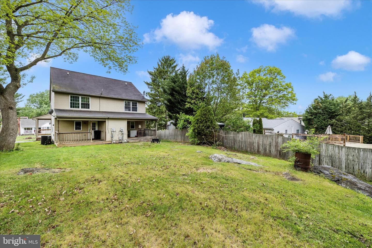 916 Harwood Road photo 47