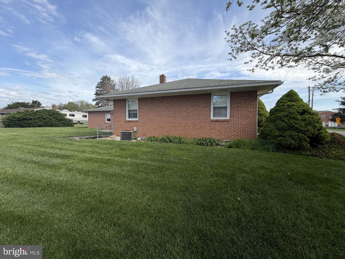 22157 Holiday Drive photo 7