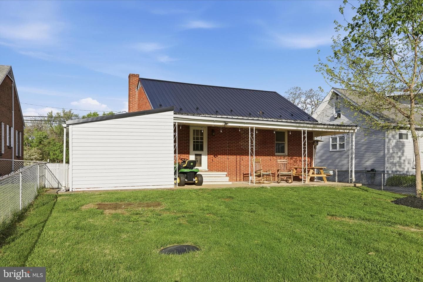 409 S Artizan Street photo 23
