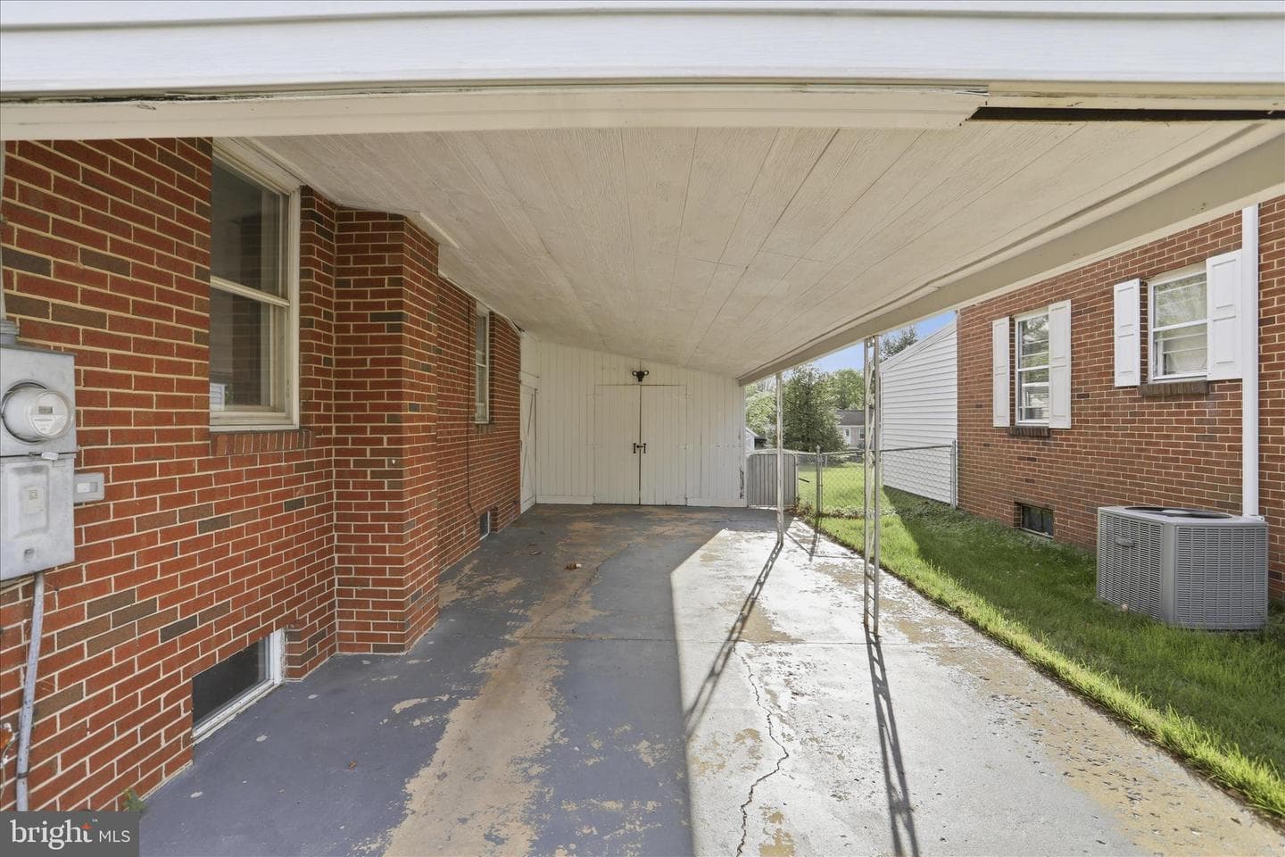 409 S Artizan Street photo 30