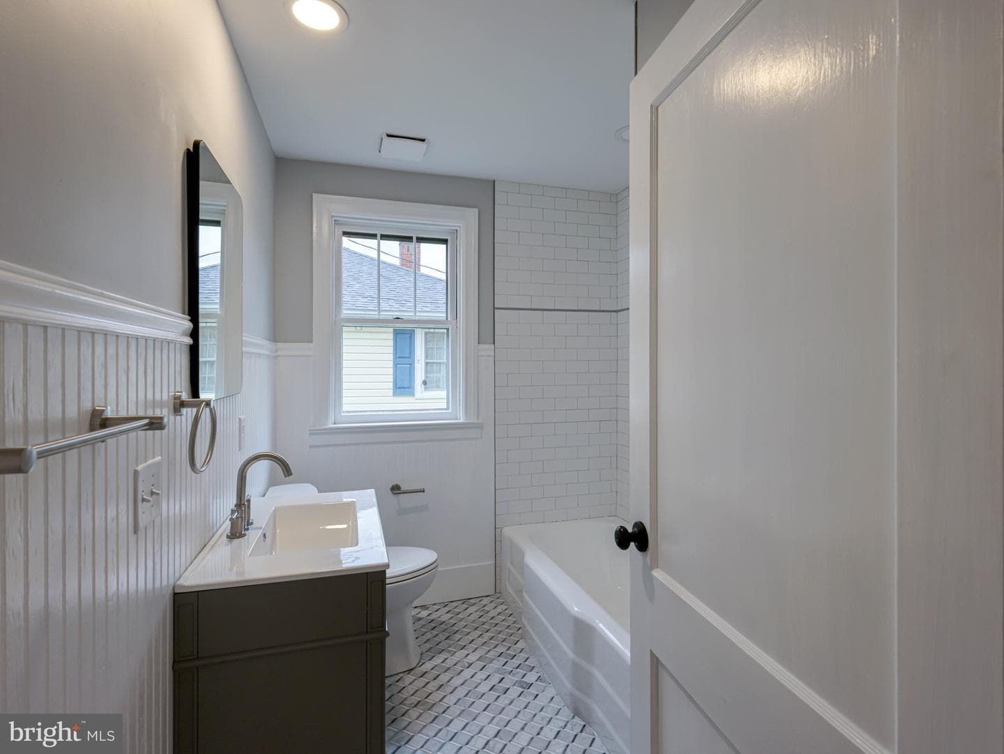 25 Young Avenue photo 19