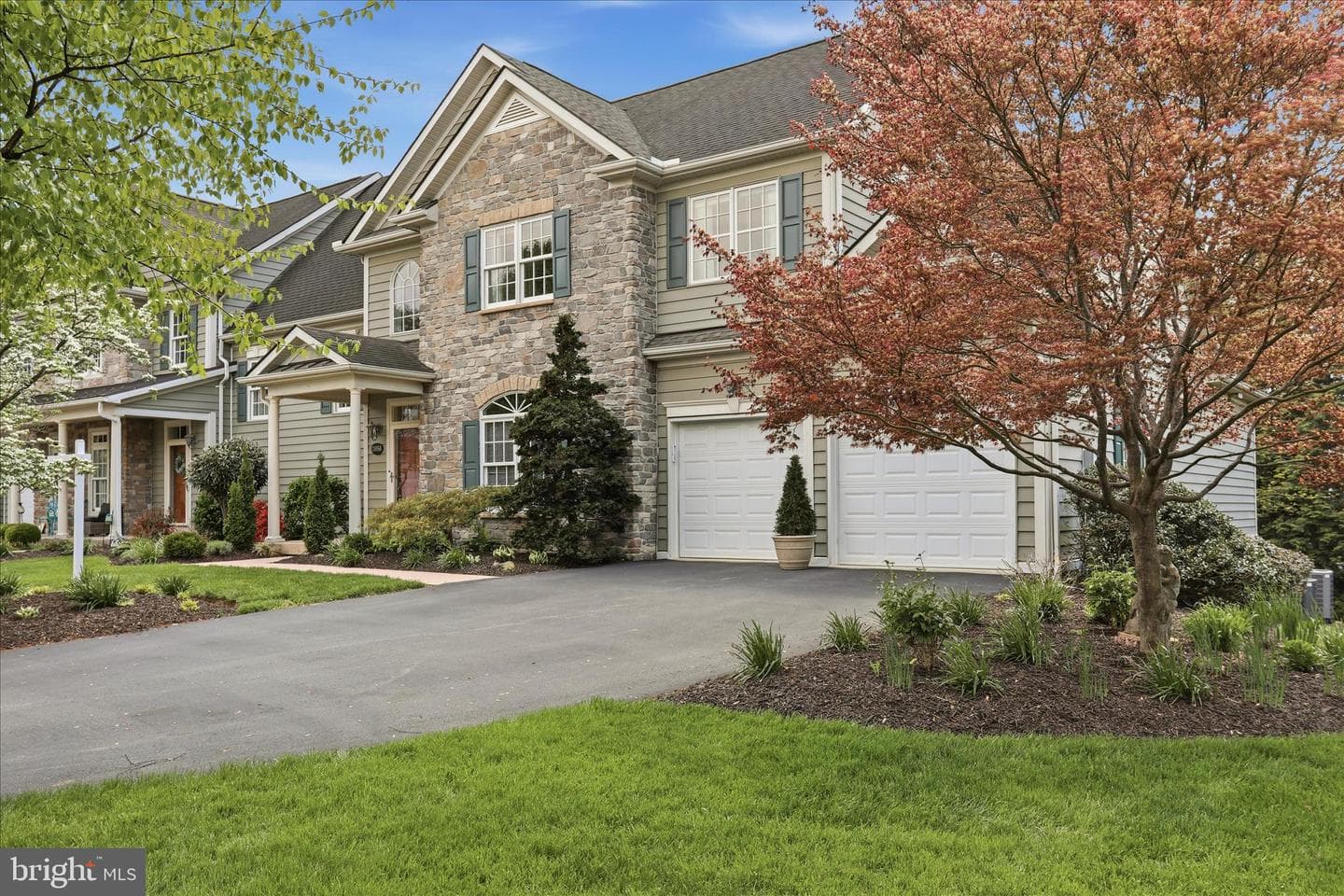 13056 Hawkins Circle photo 2