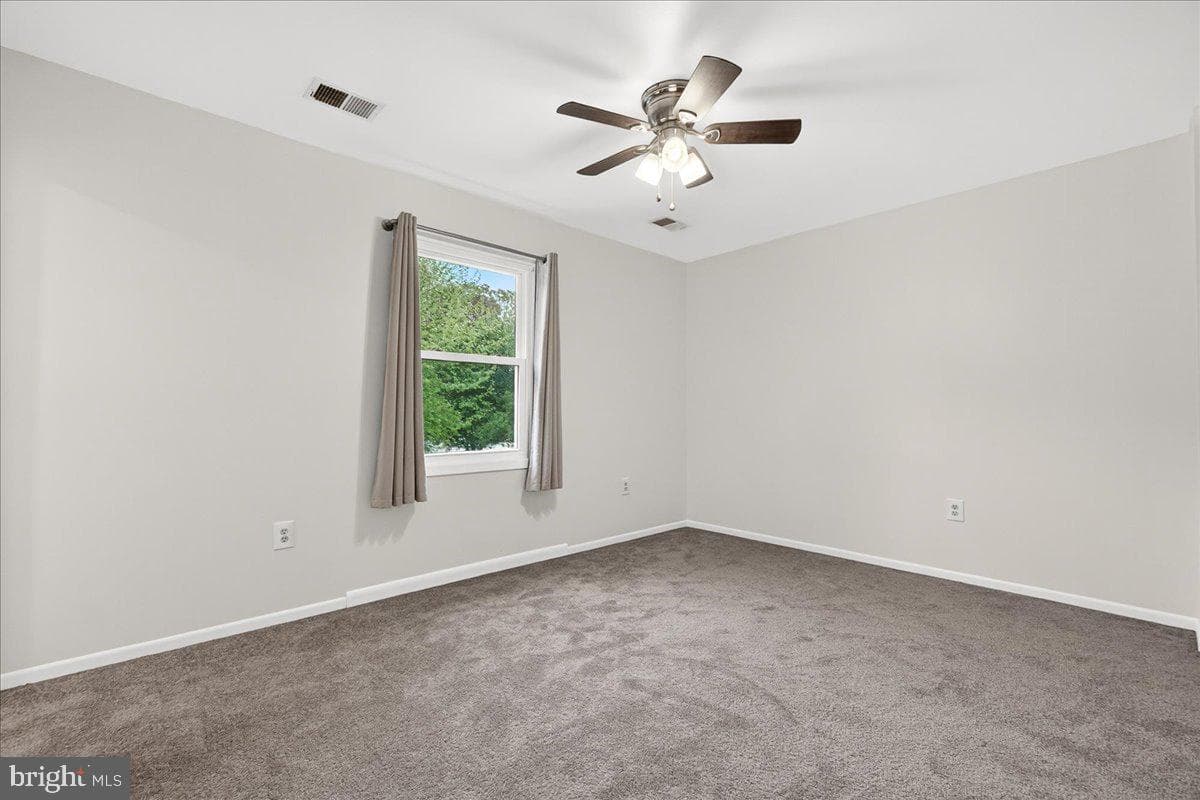7741 Mcclellan Avenue photo 17