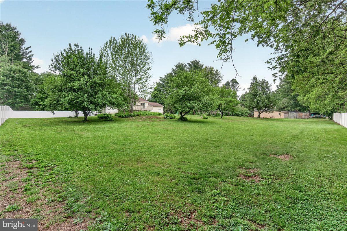 7741 Mcclellan Avenue photo 38