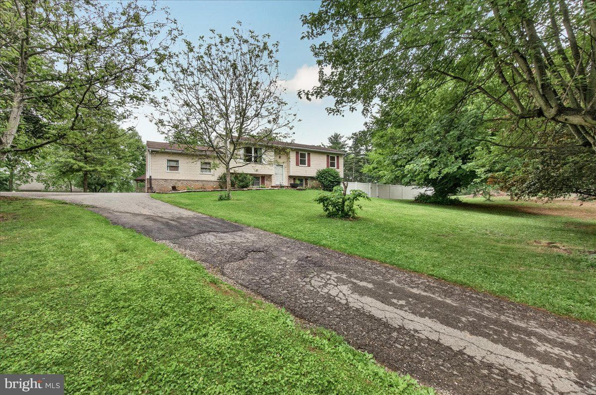 7741 Mcclellan Avenue photo 43