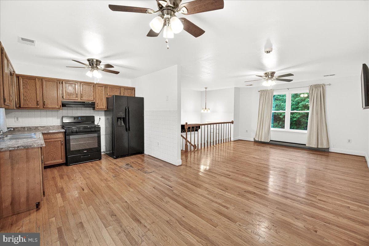 7741 Mcclellan Avenue photo 9