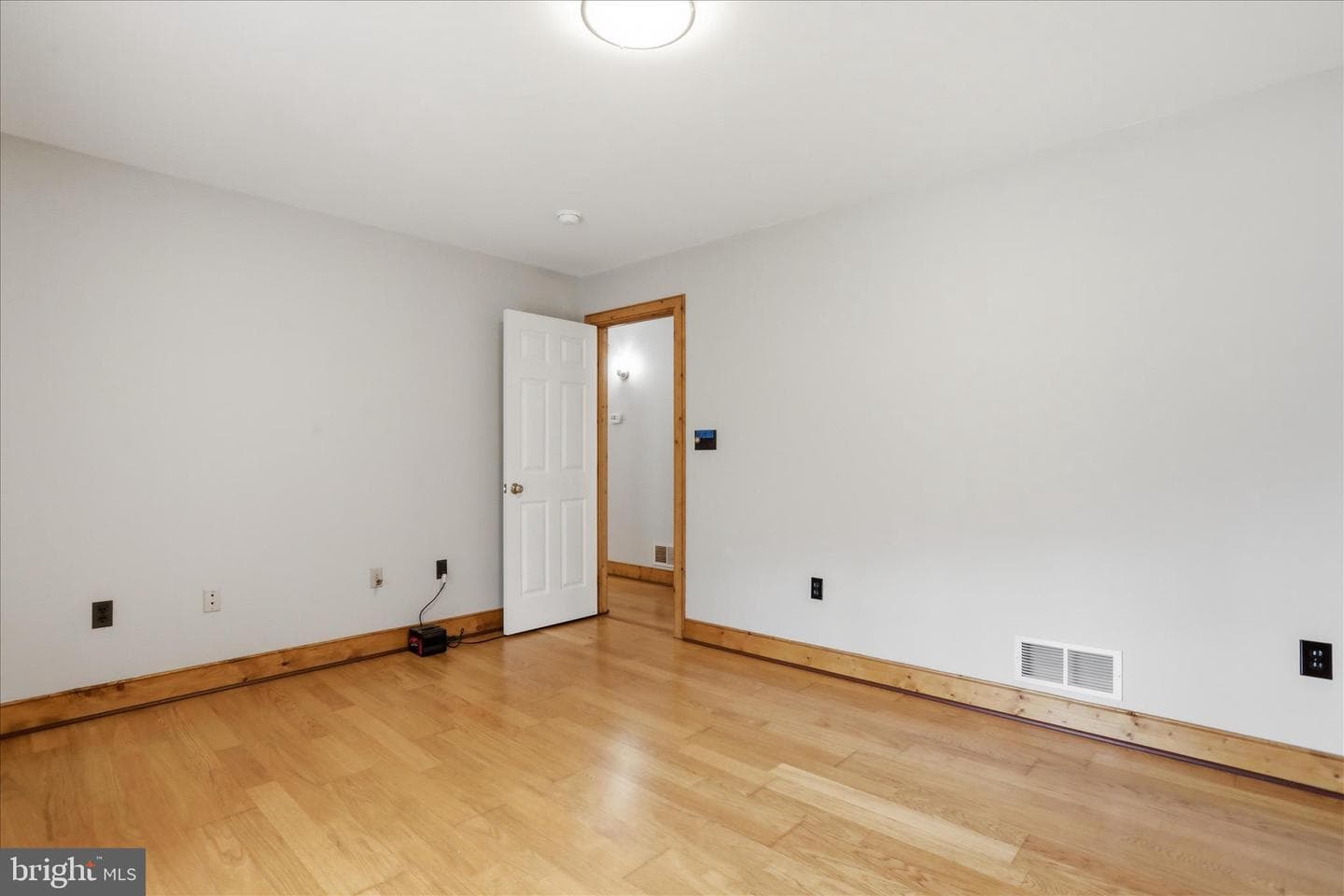 13834 Hollow Road photo 19