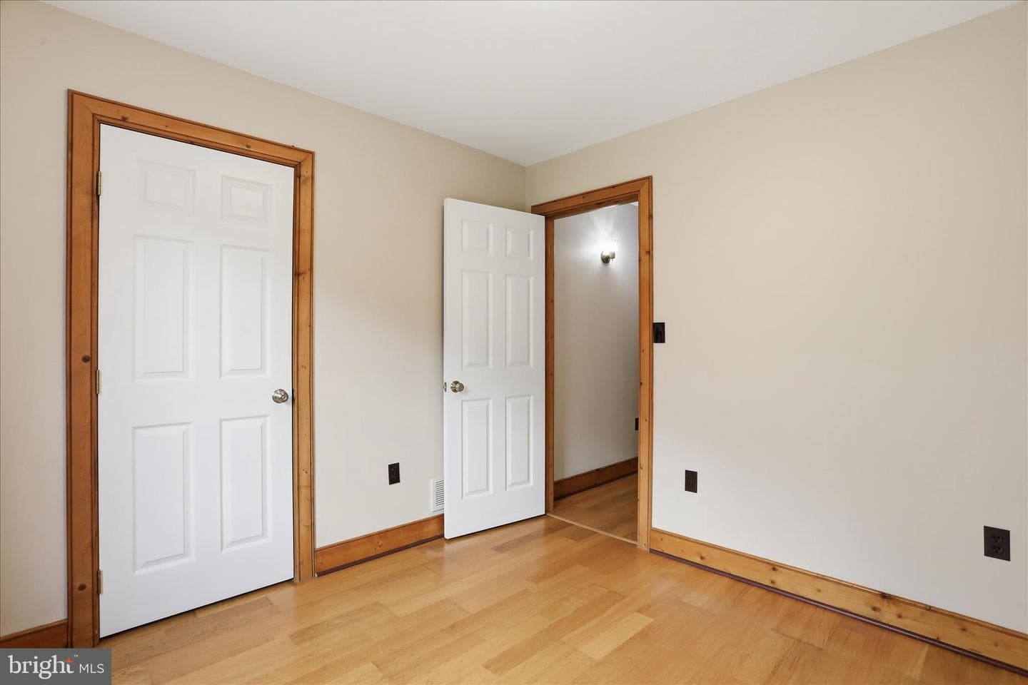 13834 Hollow Road photo 22