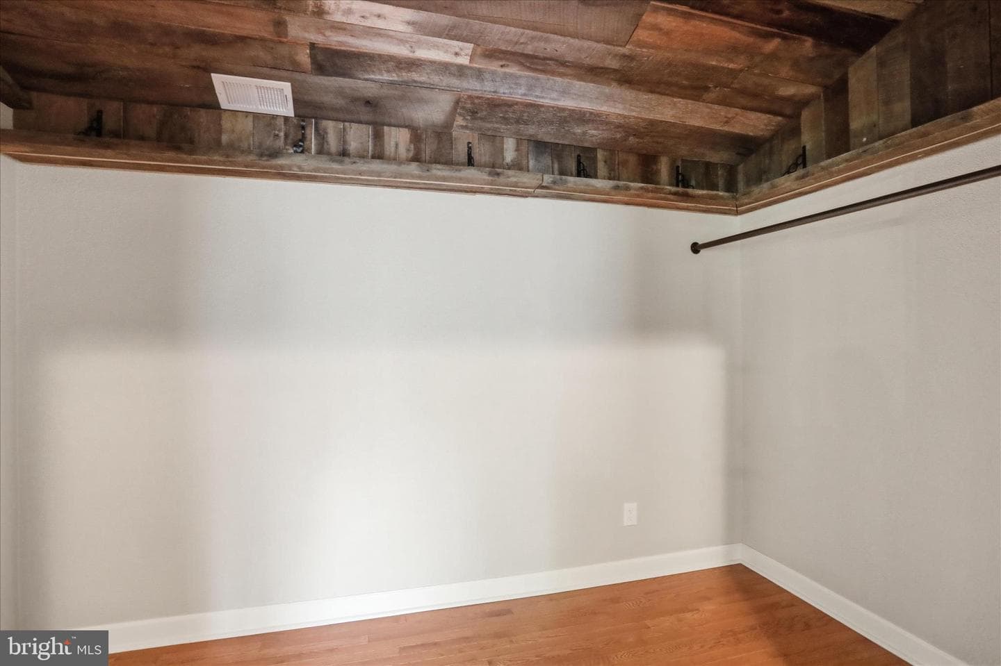13812 Countryside Drive photo 9