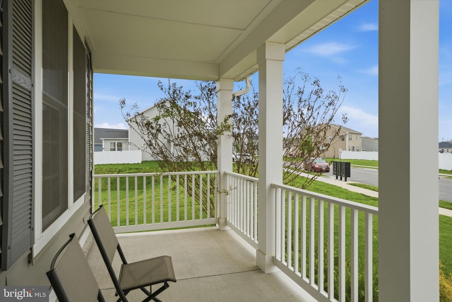 17438 Fitzhugh Court photo 2
