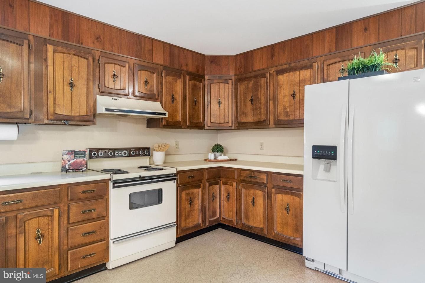 12139 Walnut Point W photo 17
