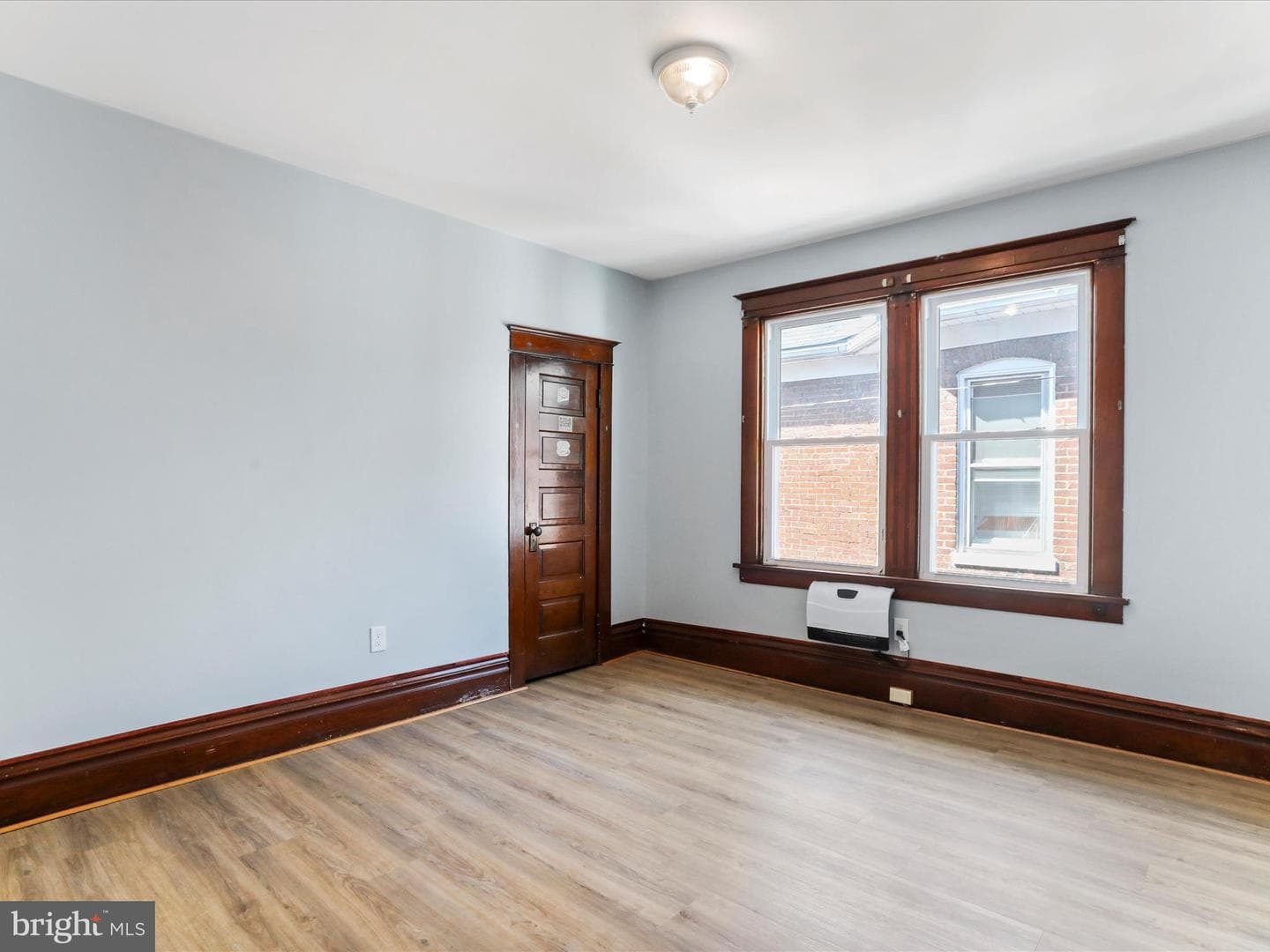 319 West Side Avenue photo 24