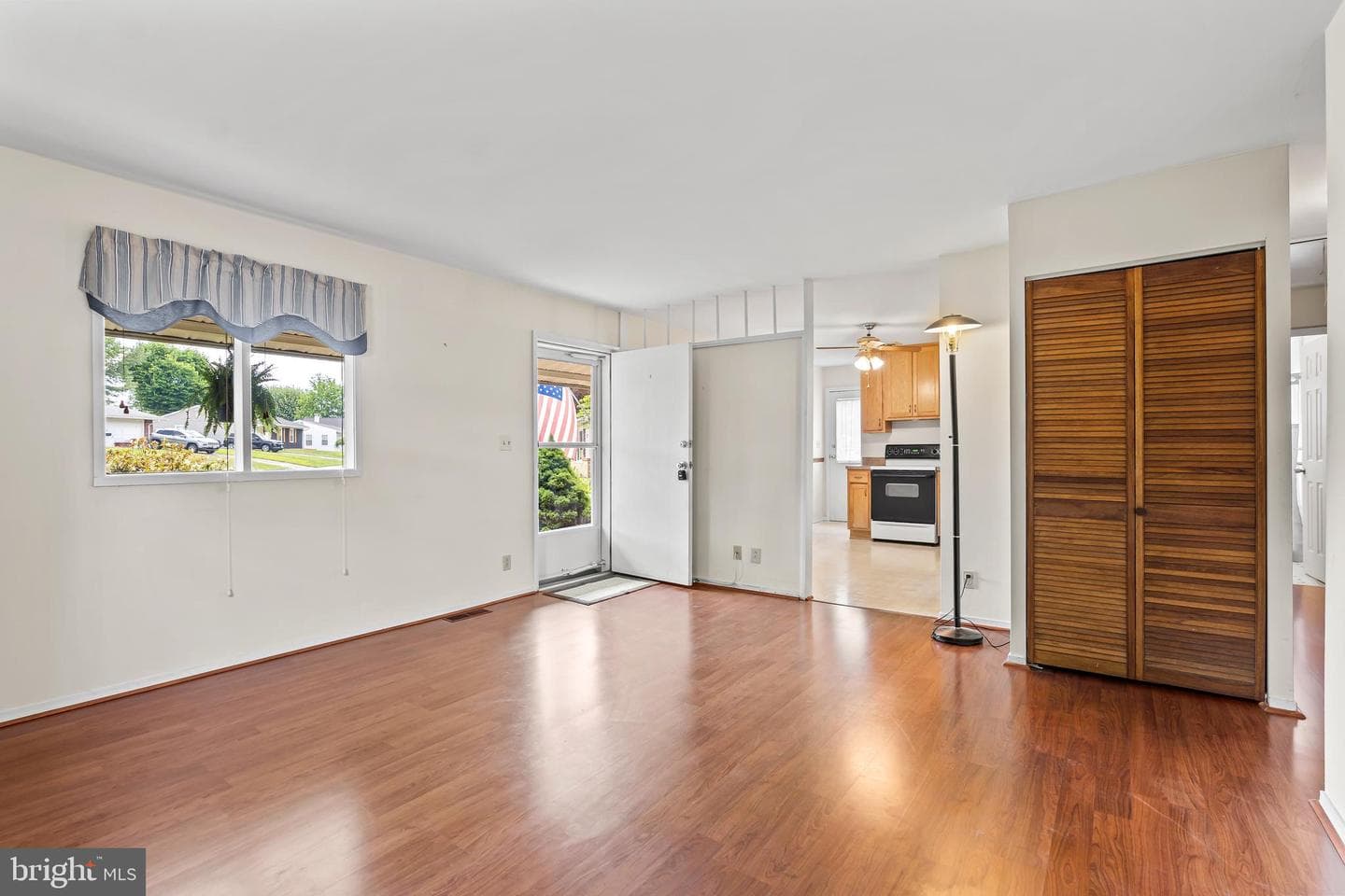 1123 Outer Drive photo 10