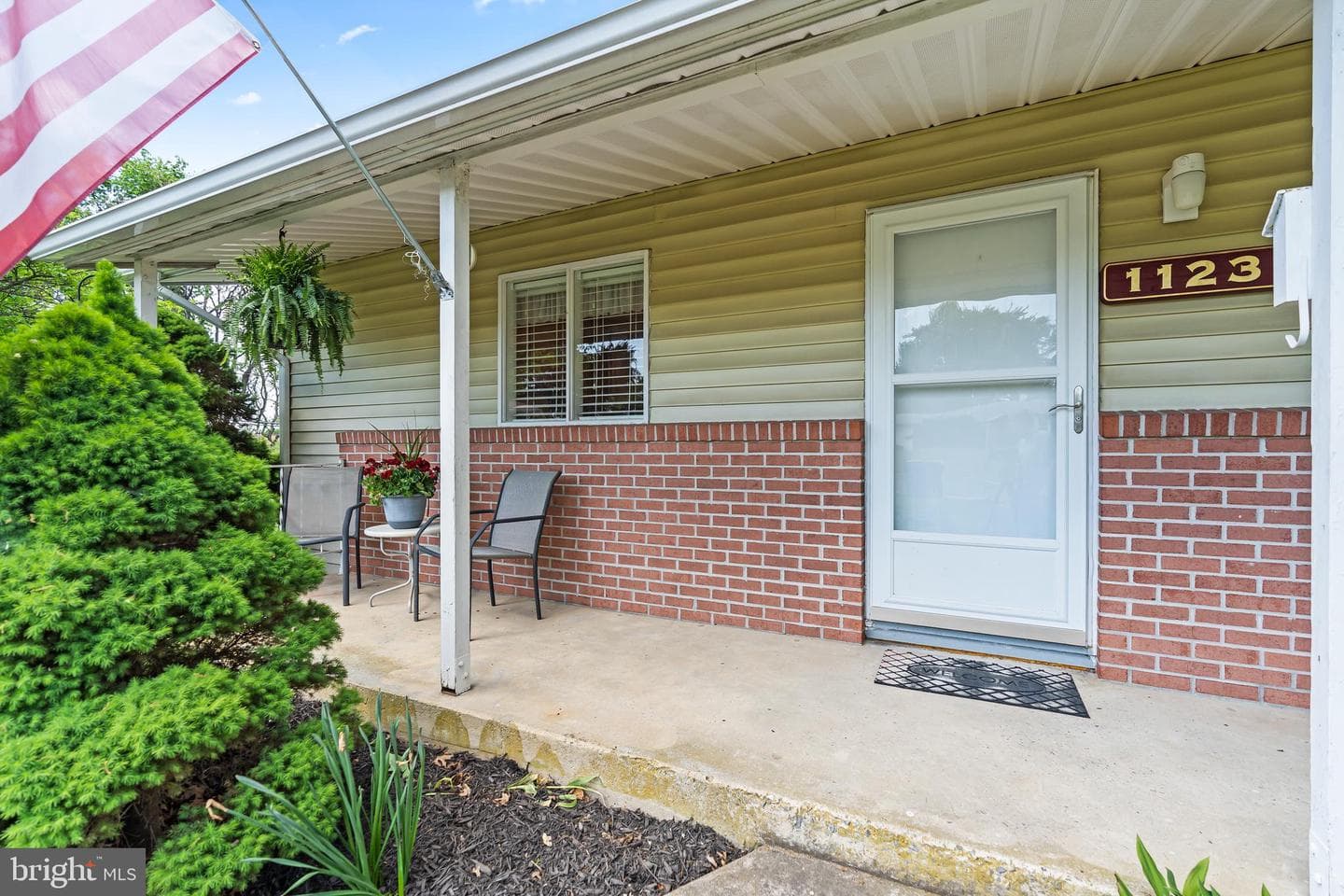 1123 Outer Drive photo 5