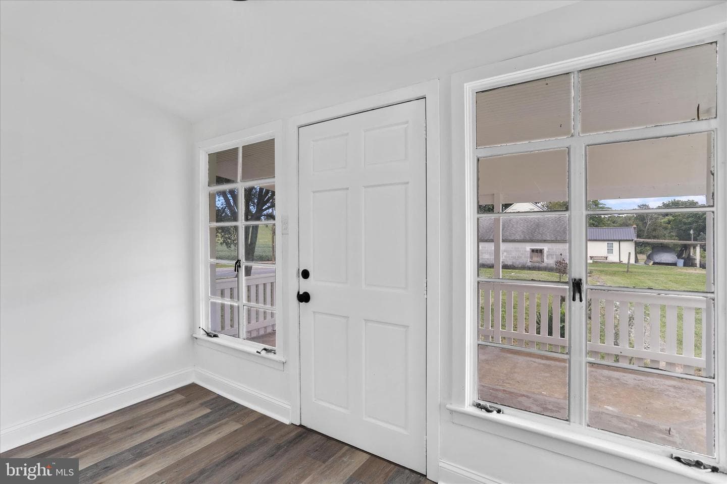 15225 Fairview Road photo 20