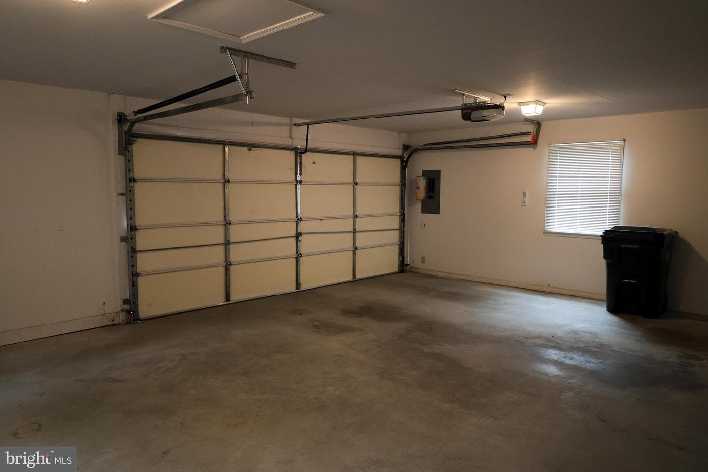 1025 Matthew Court photo 24