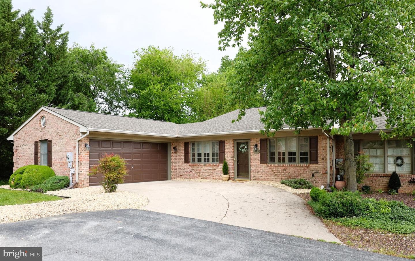 1025 Matthew Court photo 28