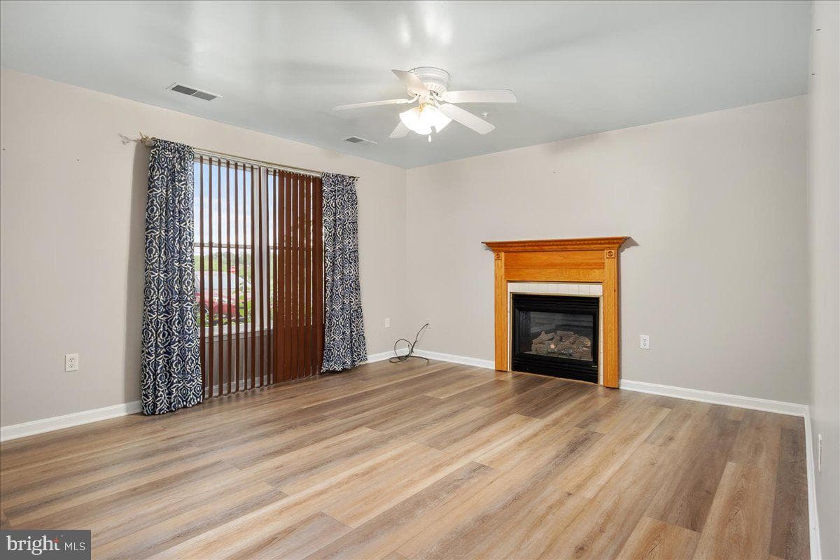 327 E Ridge Drive photo 6
