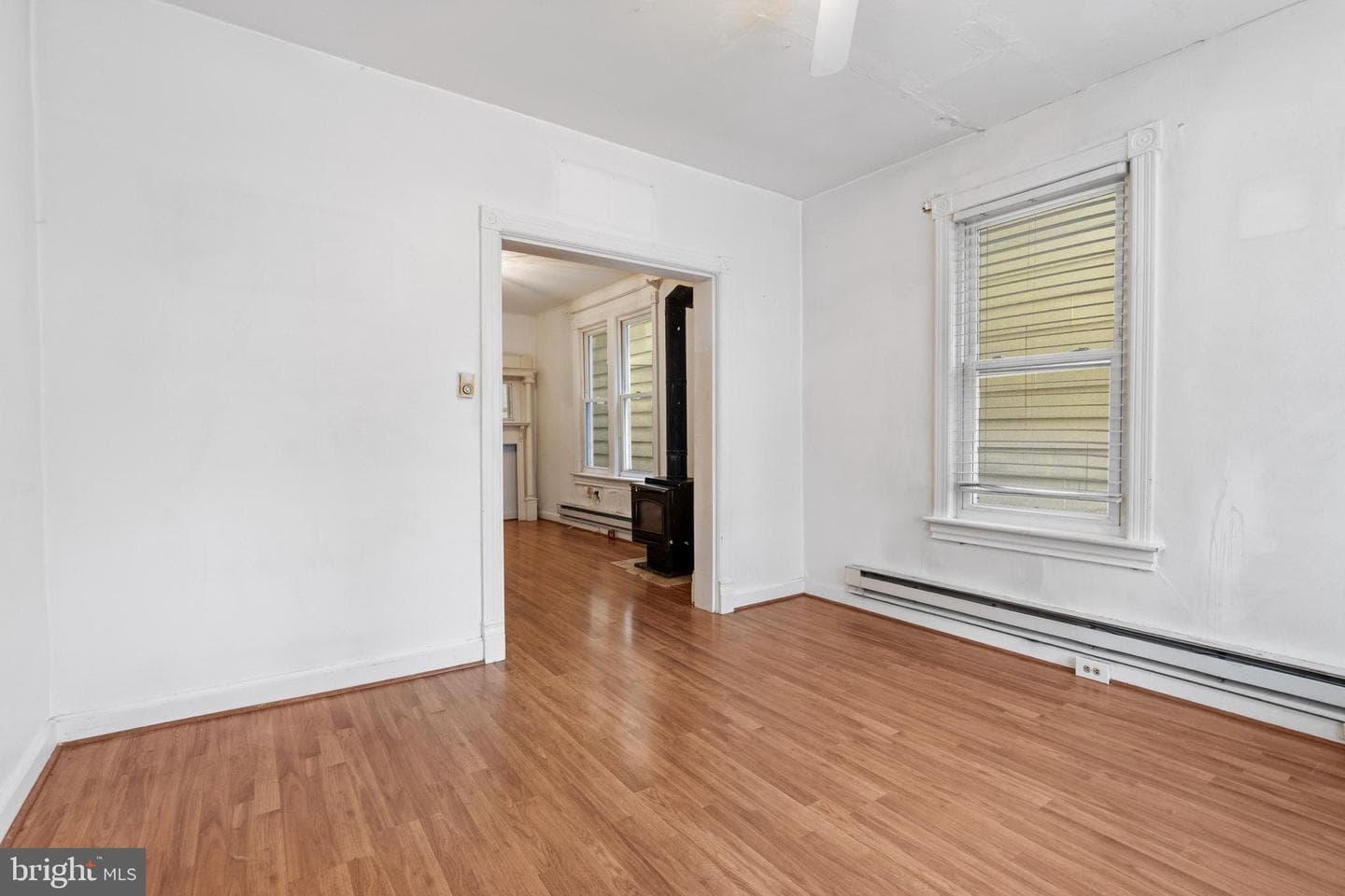 914 Salem Avenue photo 11