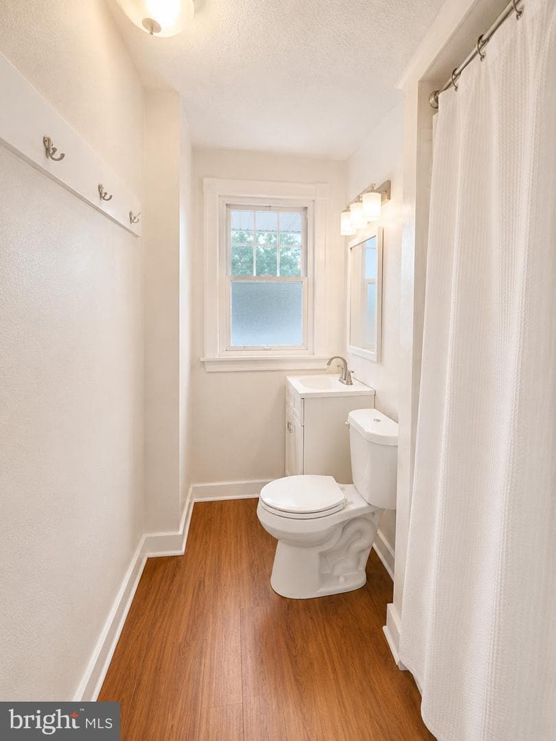 914 Salem Avenue photo 12