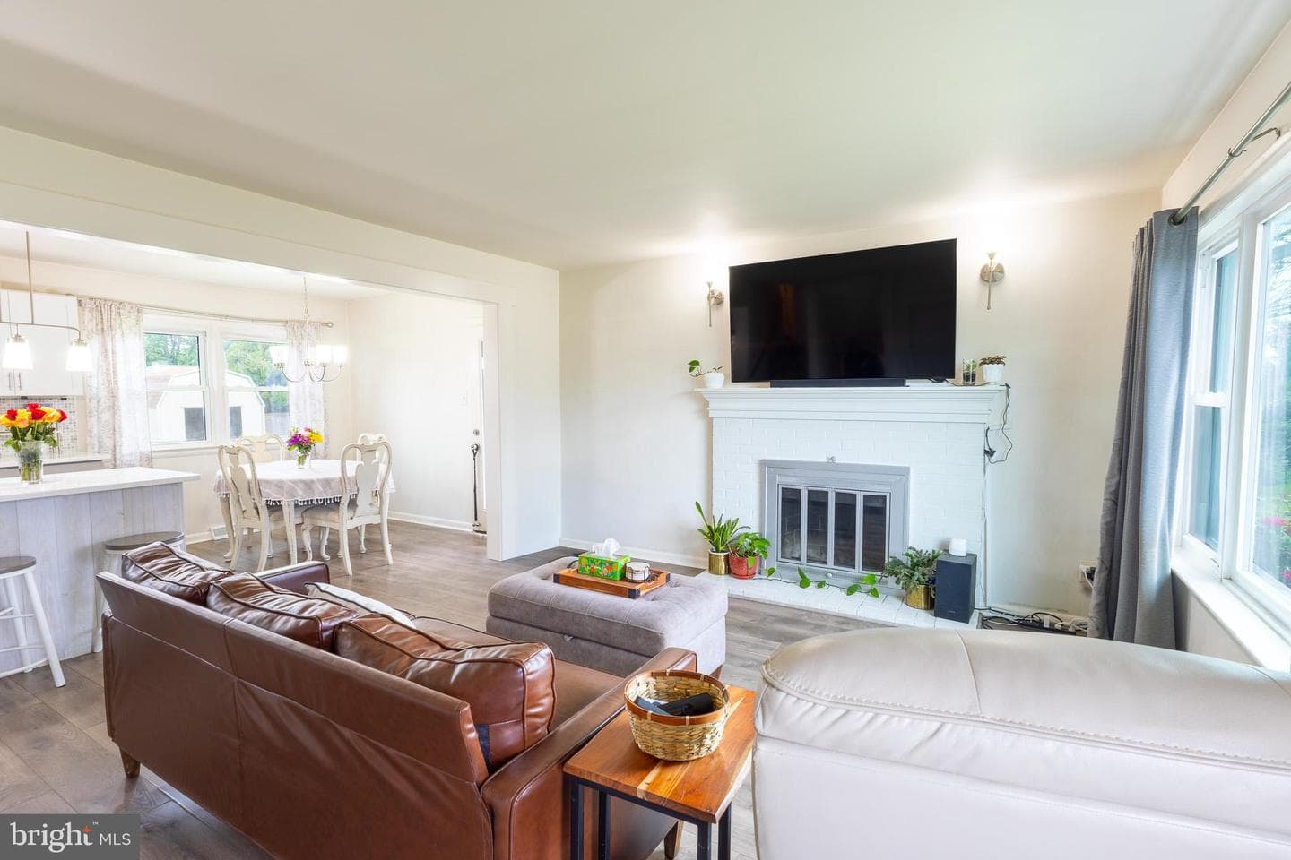 18608 Maugans Avenue photo 4