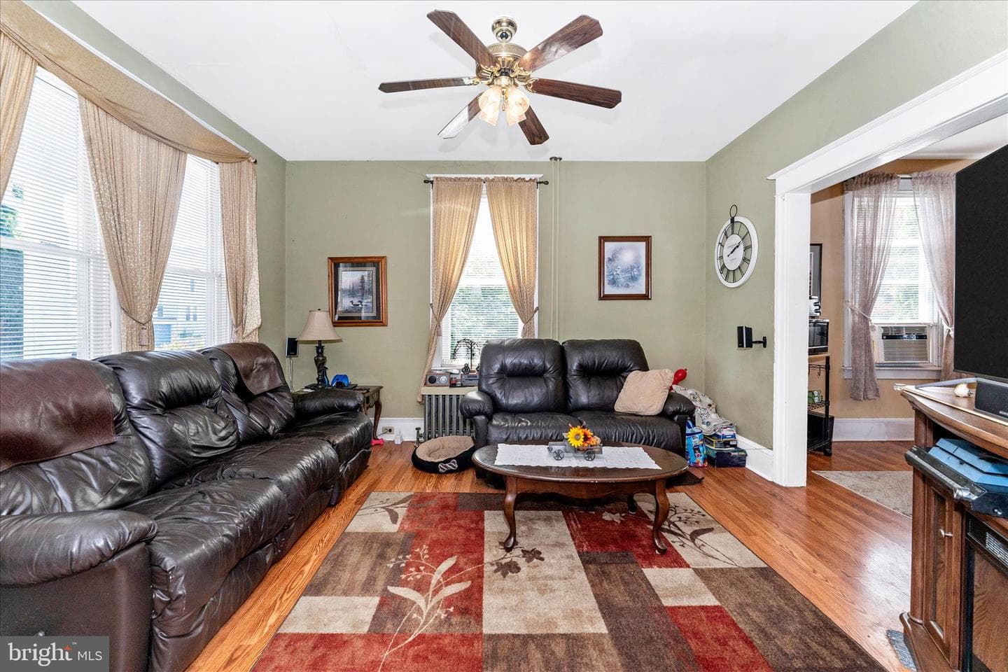17418 Lexington Avenue photo 9