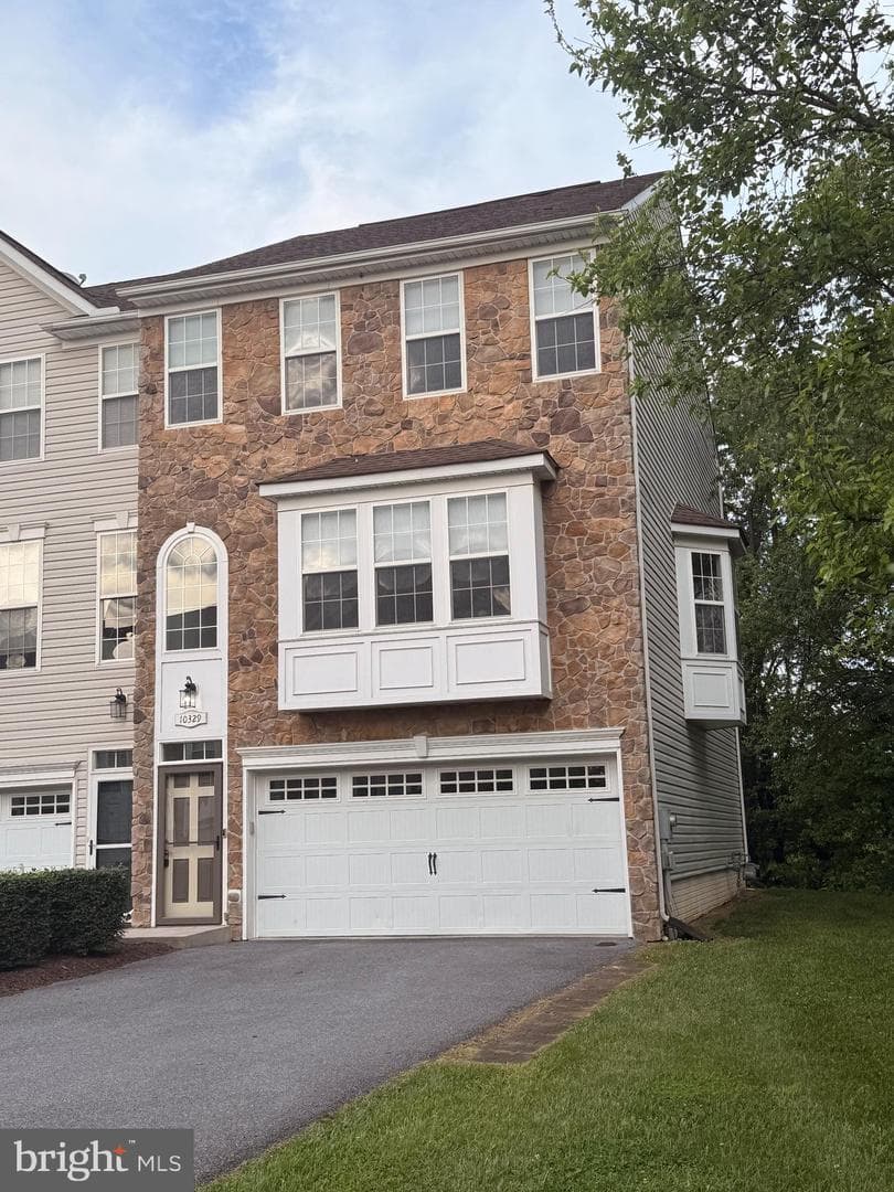 10329 Lantern Lane photo 46