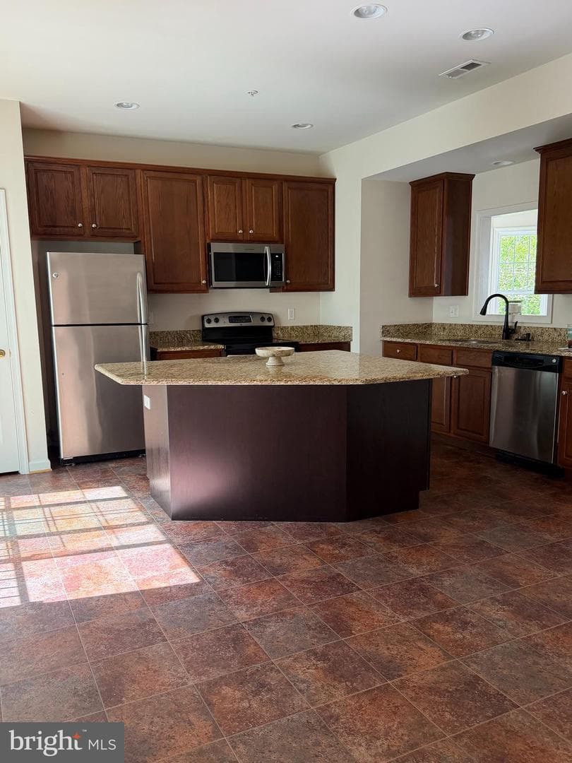 10329 Lantern Lane photo 5