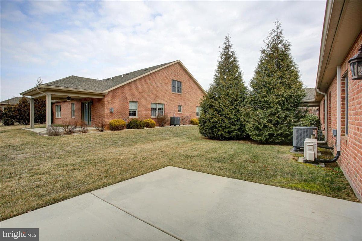 19446 Sapphire Drive photo 33