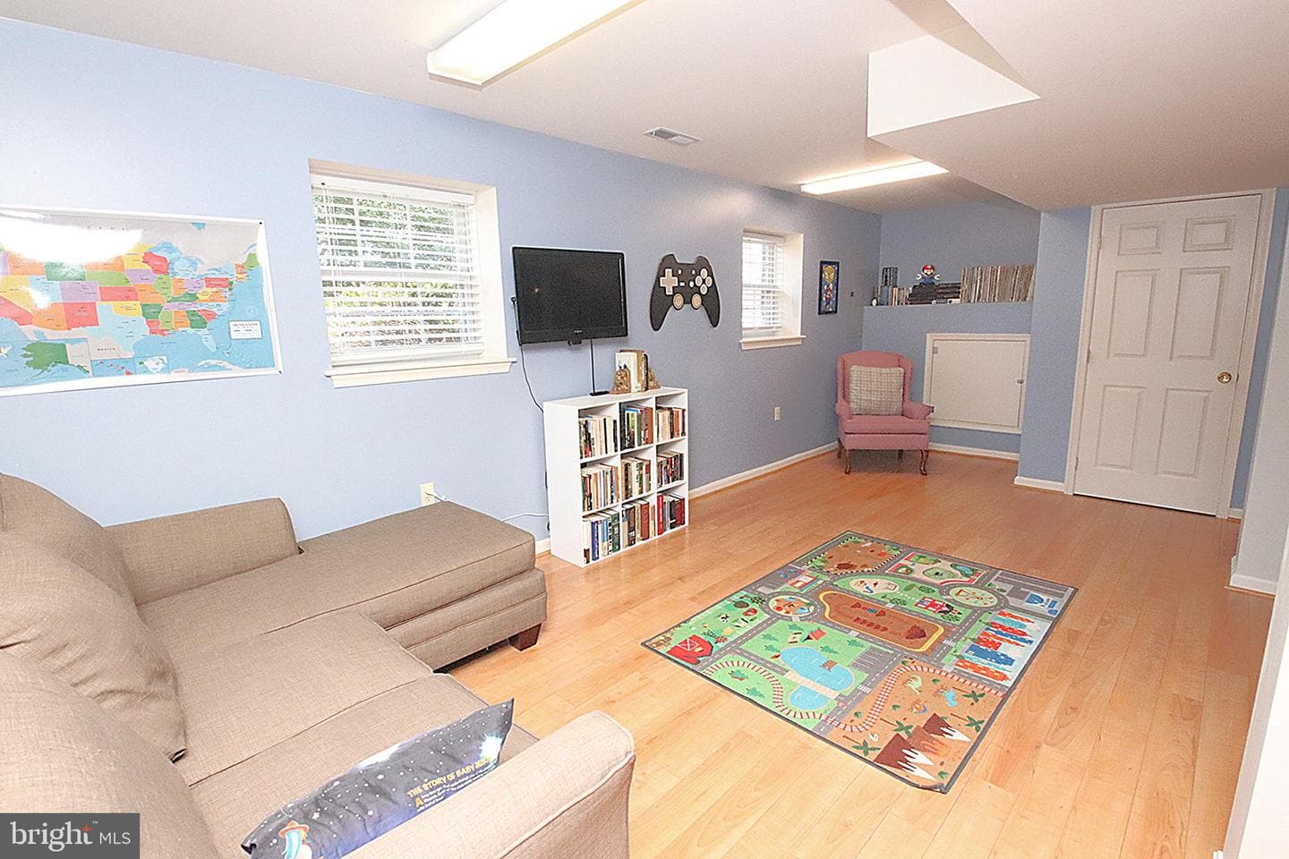 16903 Hampshire Drive photo 25