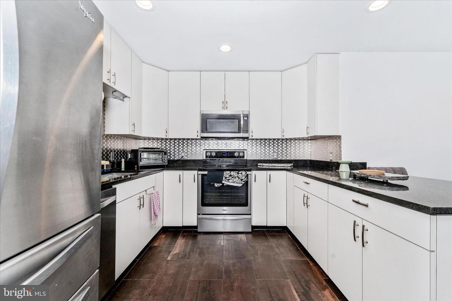 11803 Dorchester Court photo 19