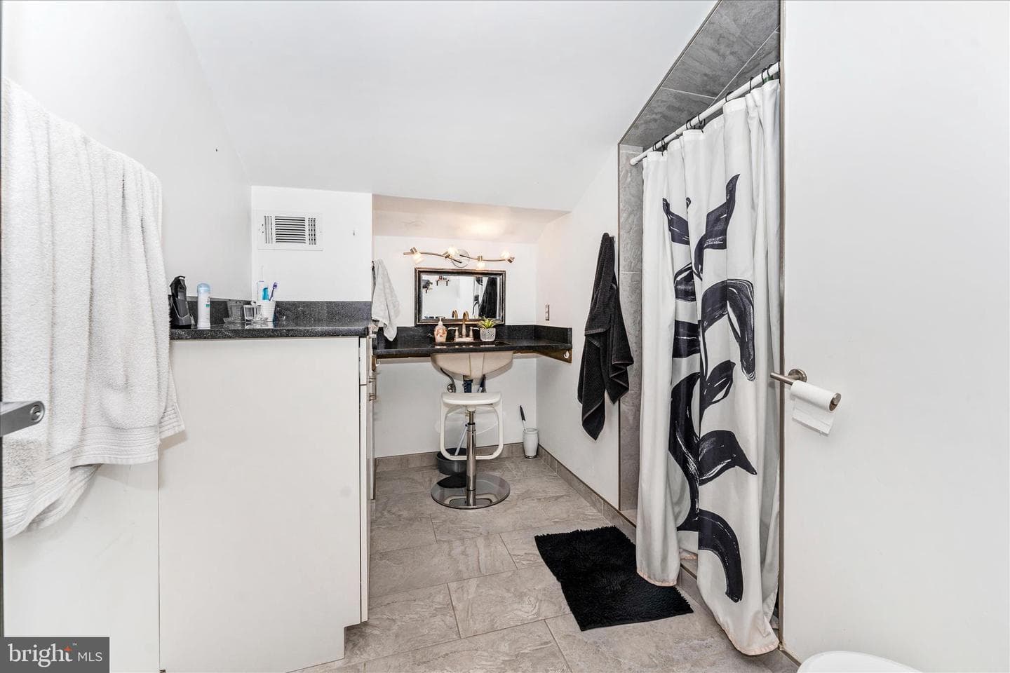 11803 Dorchester Court photo 36