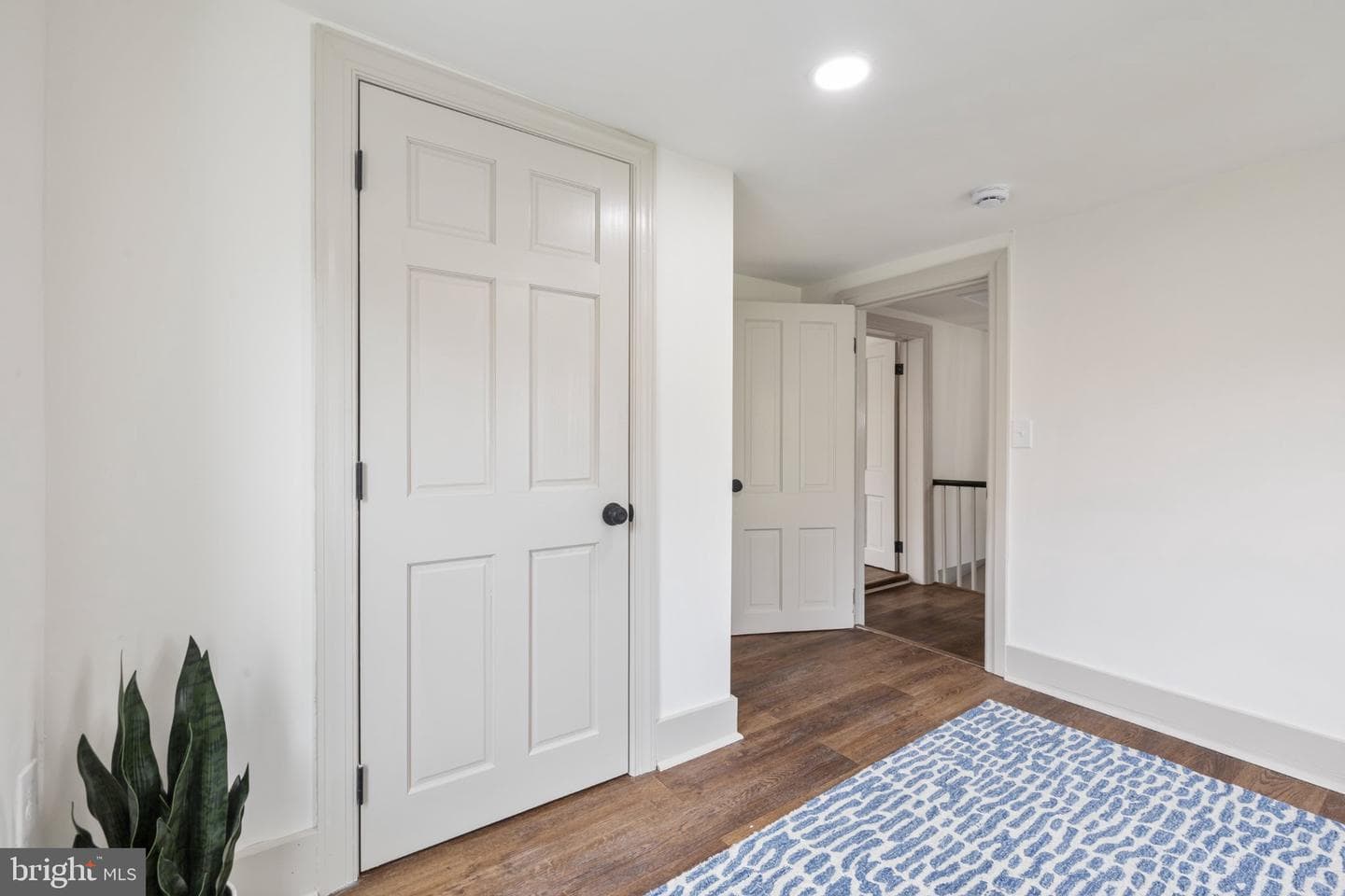 105 N Mechanic Street photo 22
