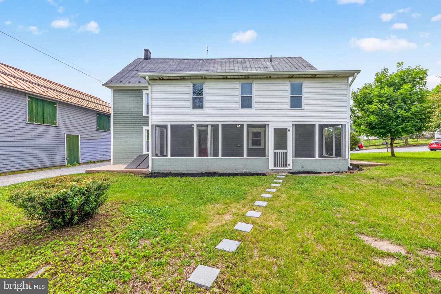 105 N Mechanic Street photo 37