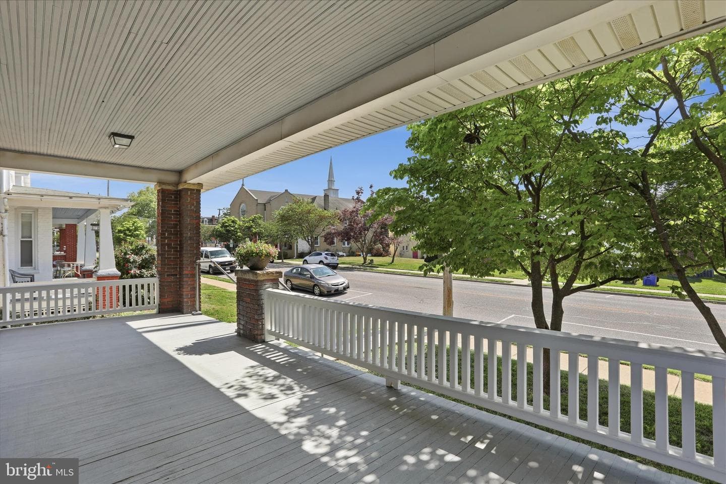 819 Summit Avenue photo 4