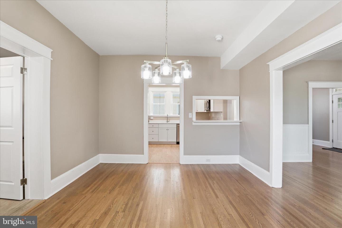 819 Summit Avenue photo 9