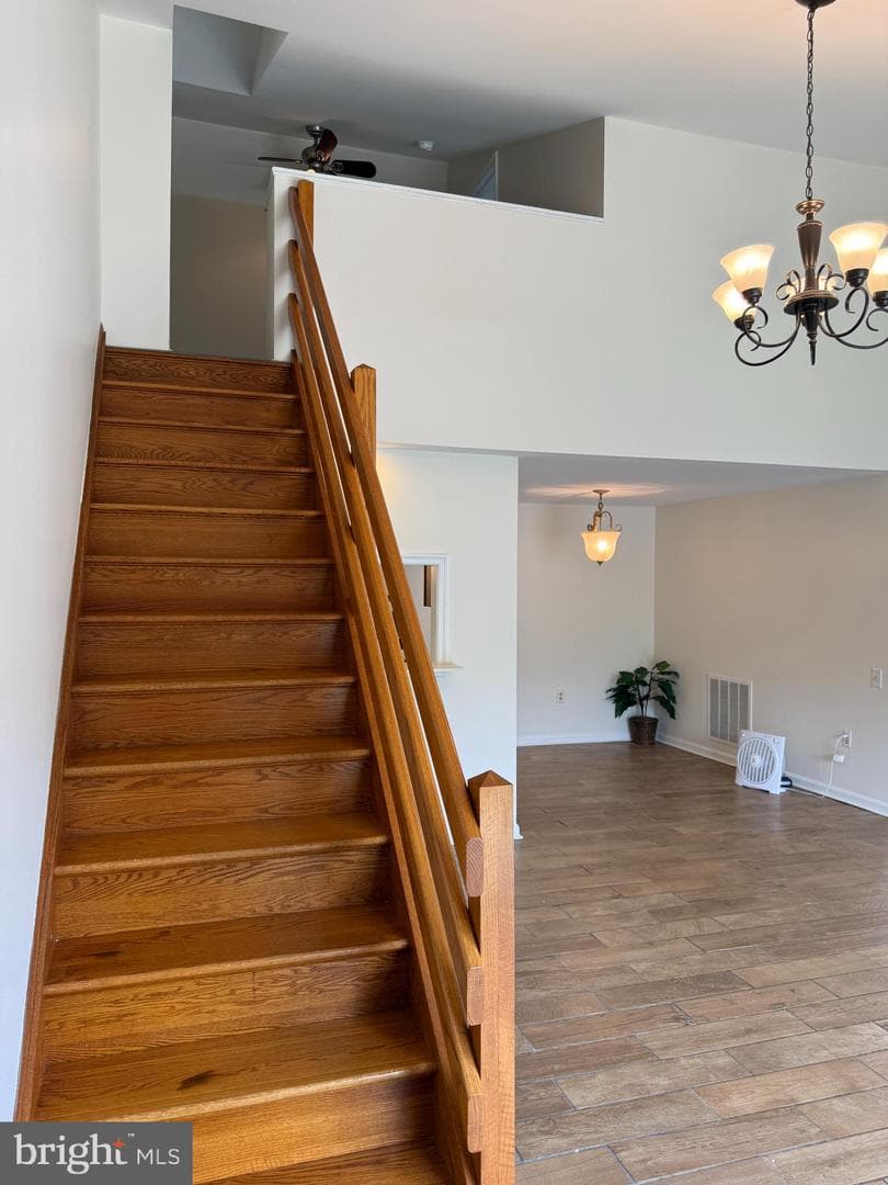 1538 Kensington Drive photo 12