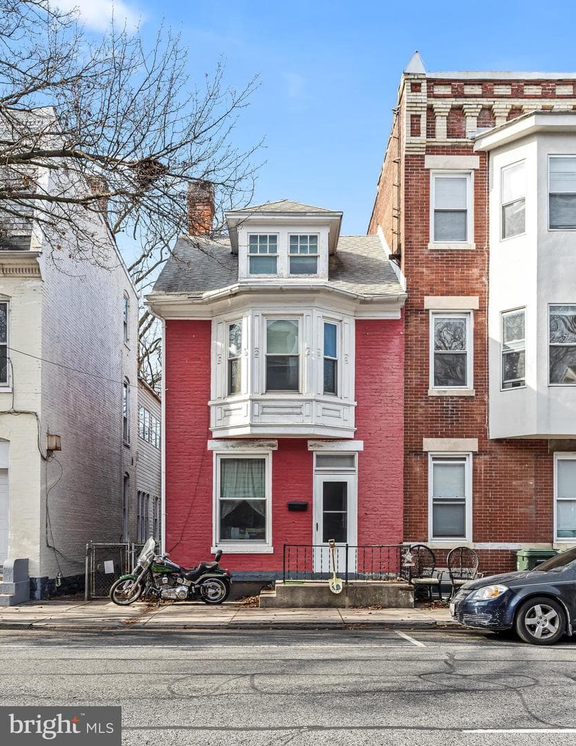257 S Potomac Street photo 2
