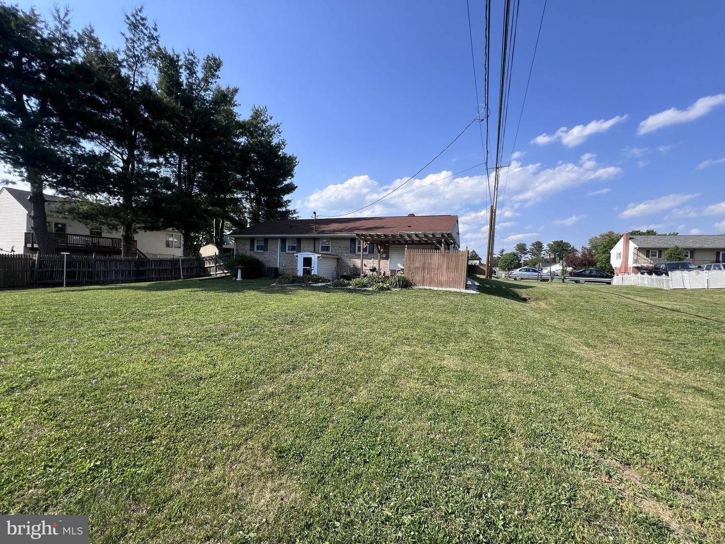 17301 Ontario Drive photo 6