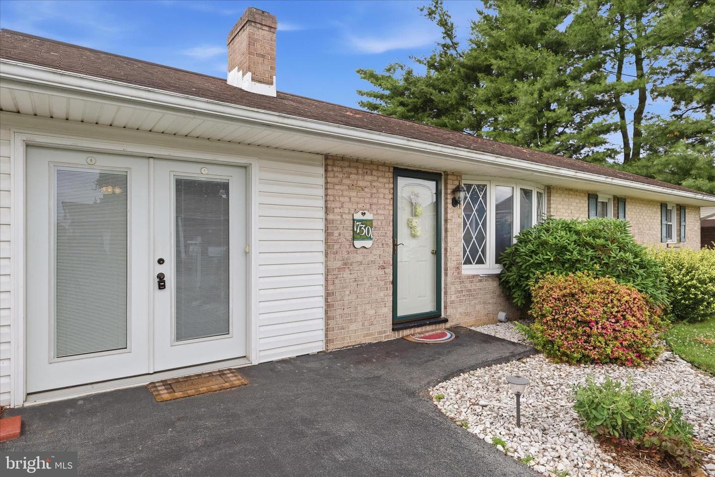 17301 Ontario Drive photo 8
