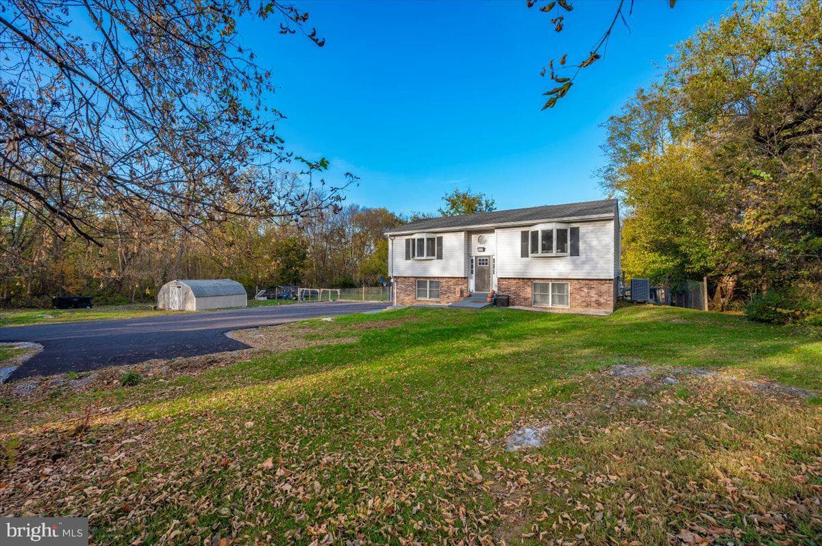 20504 Jefferson Boulevard photo 53
