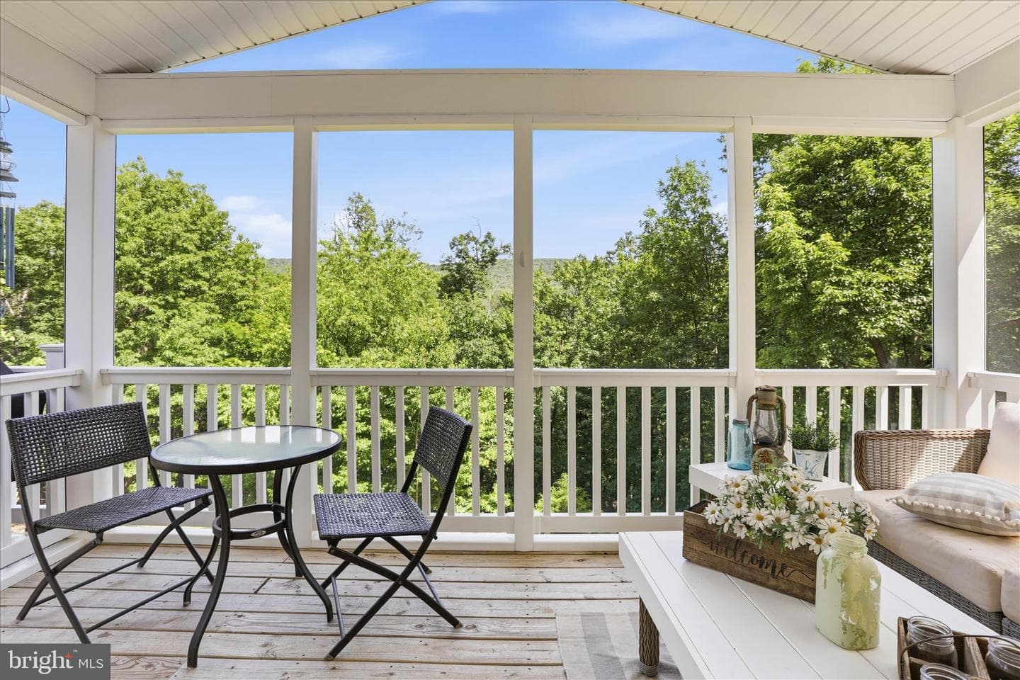3310 Hawks Hill Ln photo 11