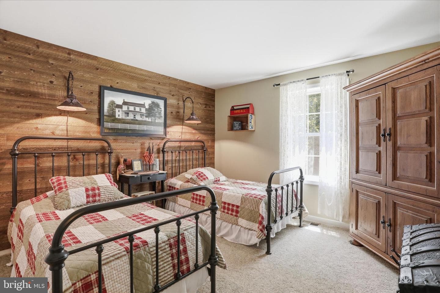 3310 Hawks Hill Ln photo 36