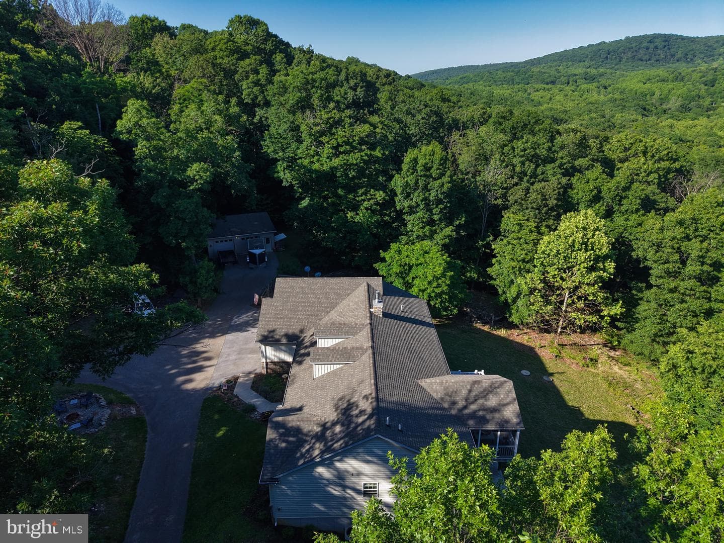3310 Hawks Hill Ln photo 55