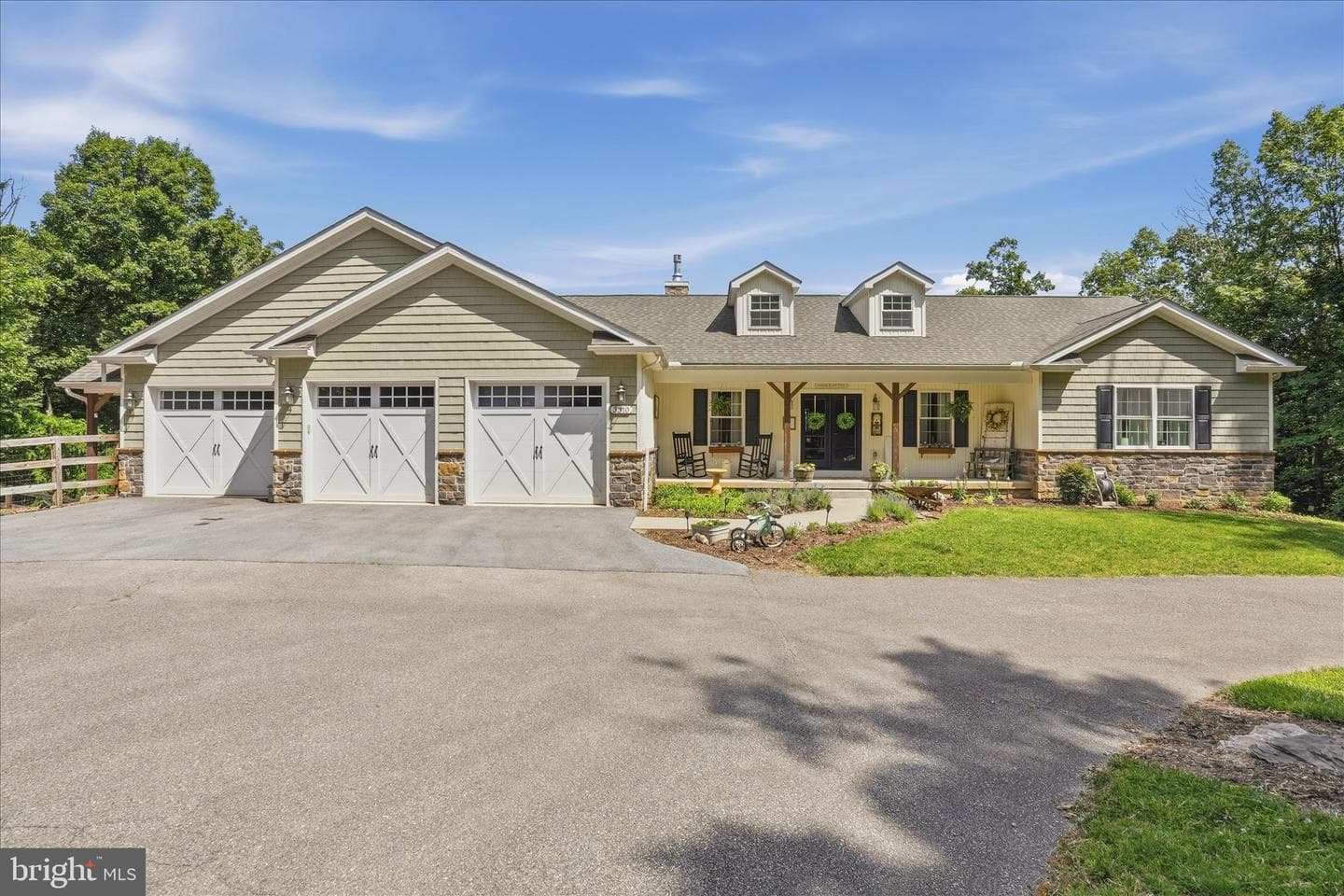 3310 Hawks Hill Ln photo 7