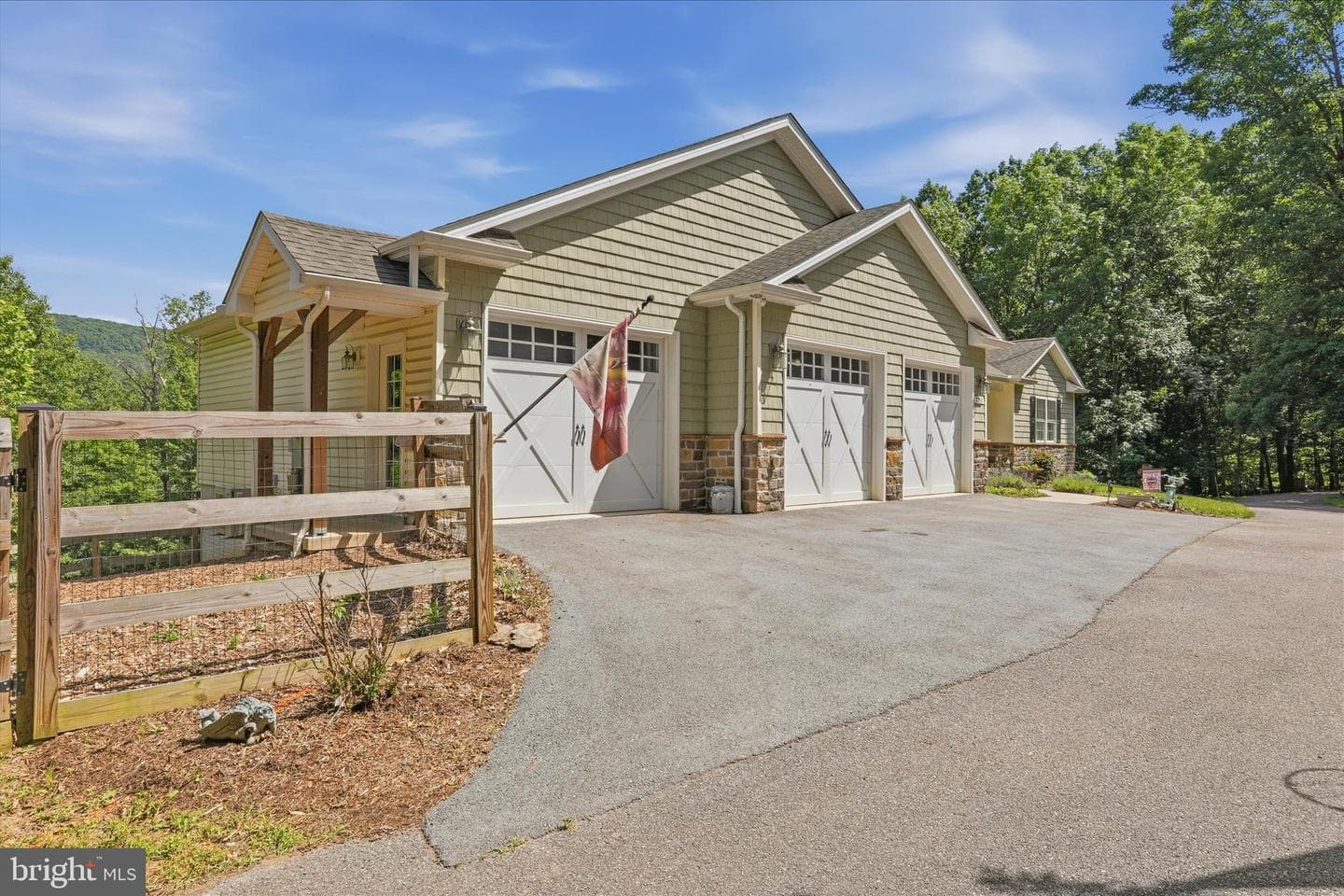 3310 Hawks Hill Ln photo 8
