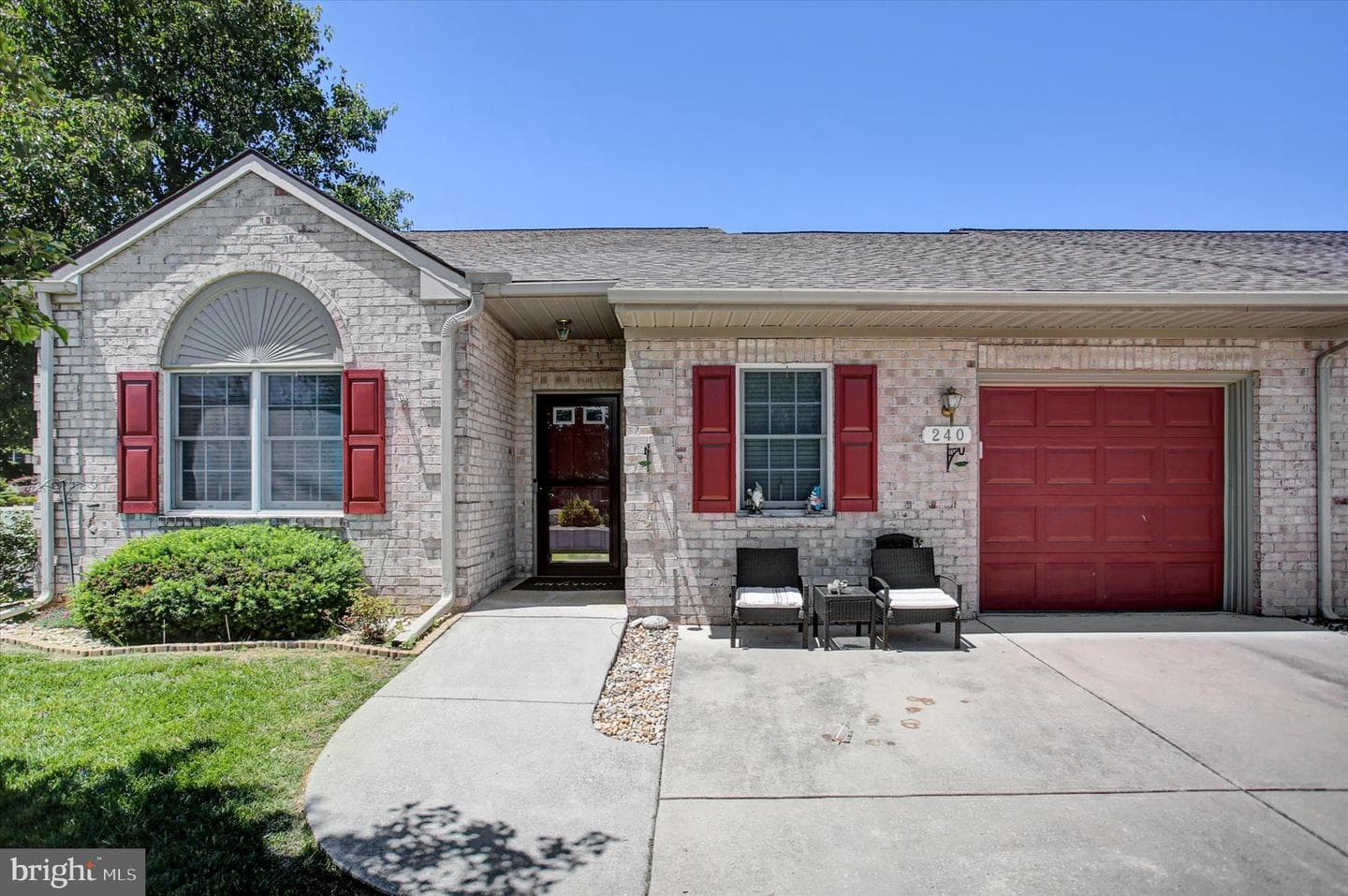240 Sunbrook Ln # 137