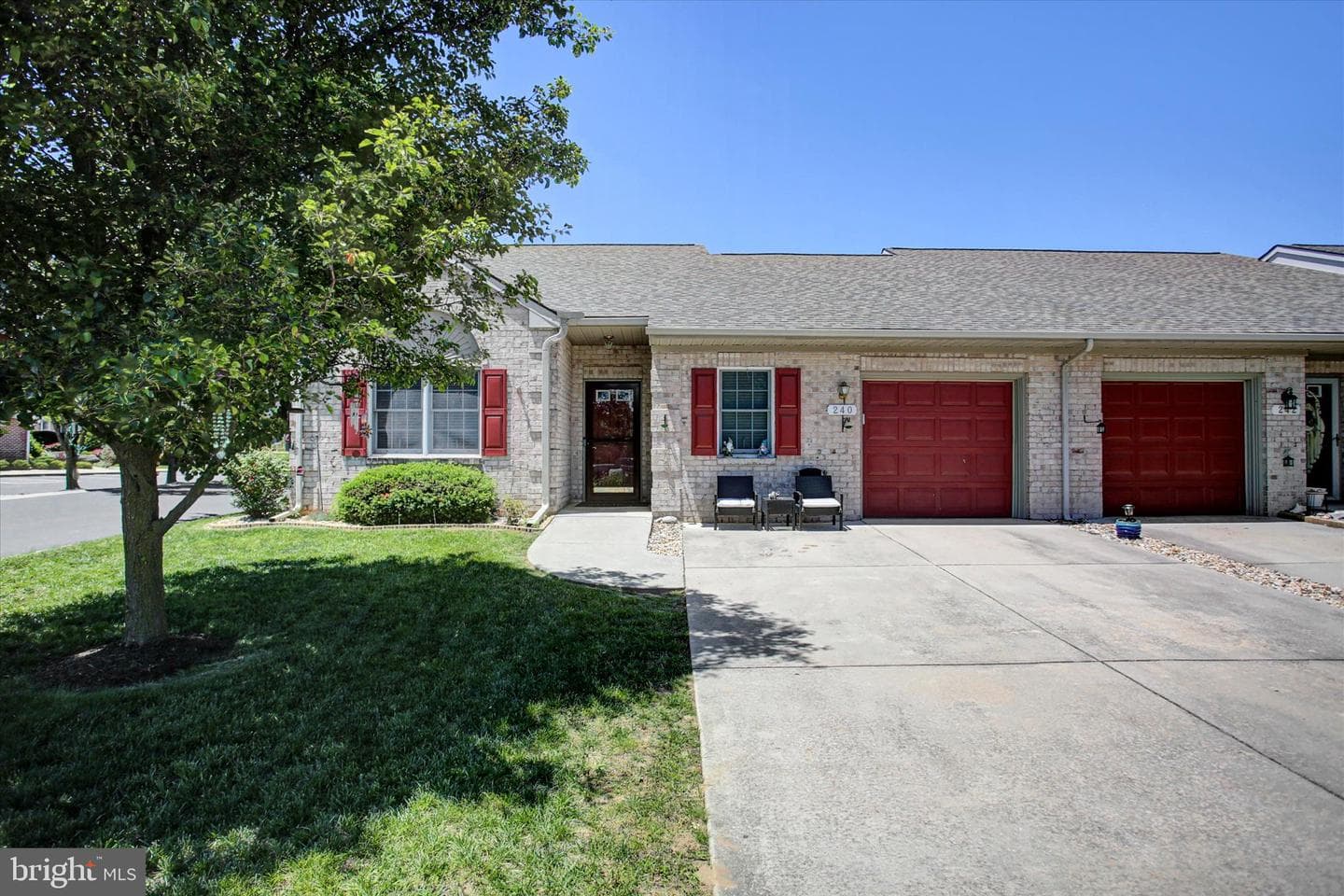 240 Sunbrook Lane #137 photo 2