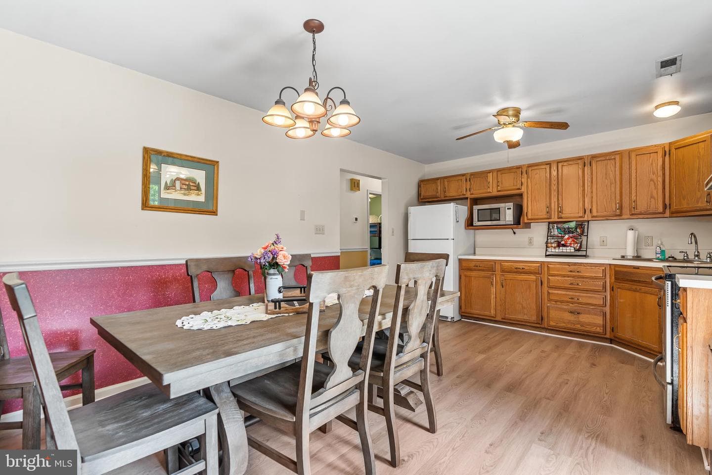 14433 Hicksville Road photo 29